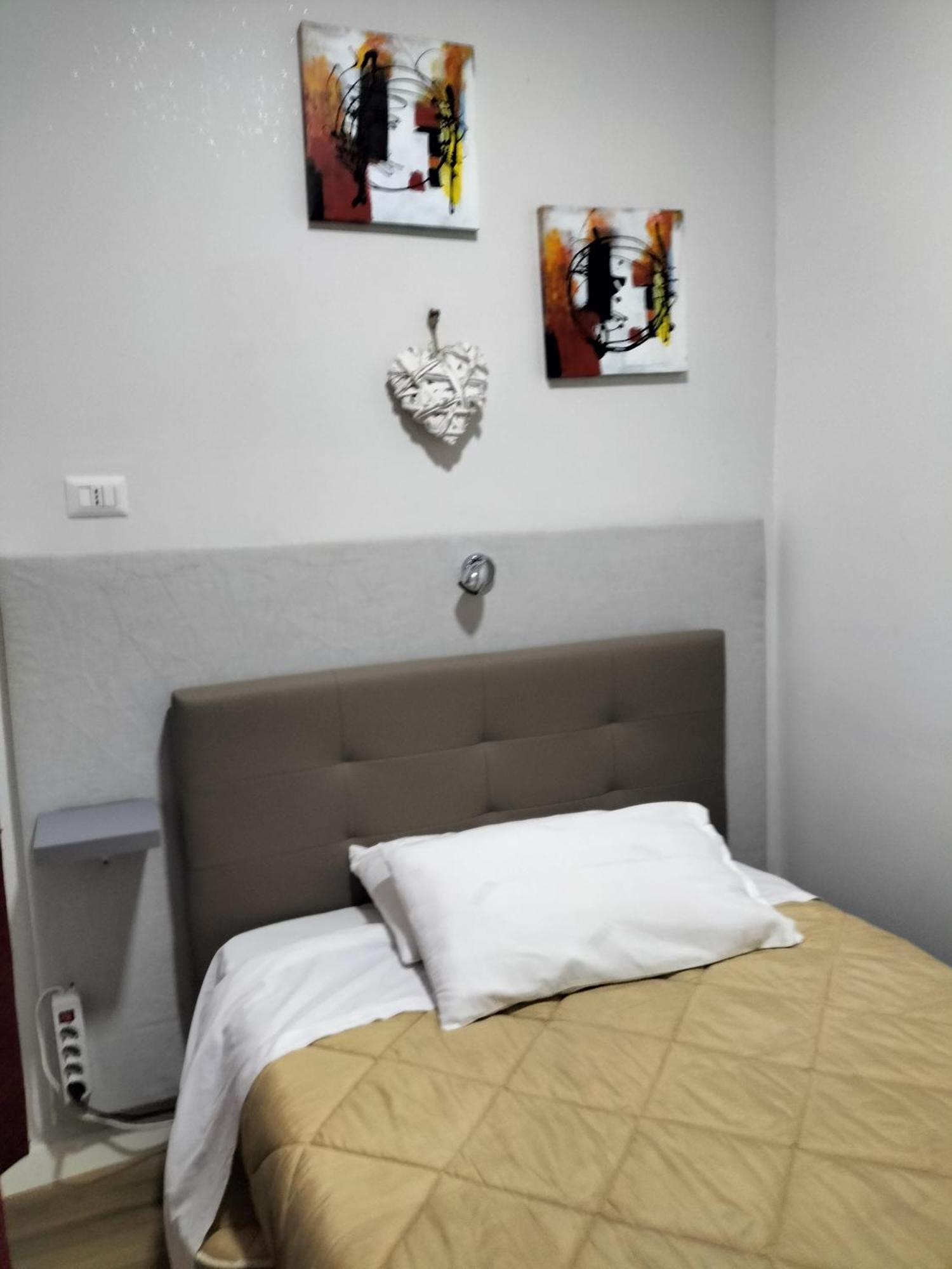 Casa Di Edo Bed & Breakfast Brindisi Exterior photo